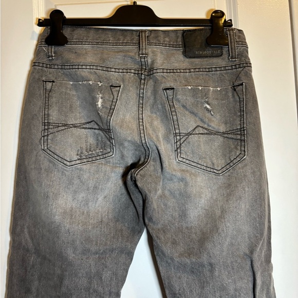 Aeropostale Gray Distressed straight leg Essex Jeans Size 29/30 - Picture 4 of 11